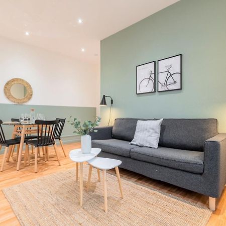 Apartment For 4 In Front Of Lille Flandres Station Bagian luar foto