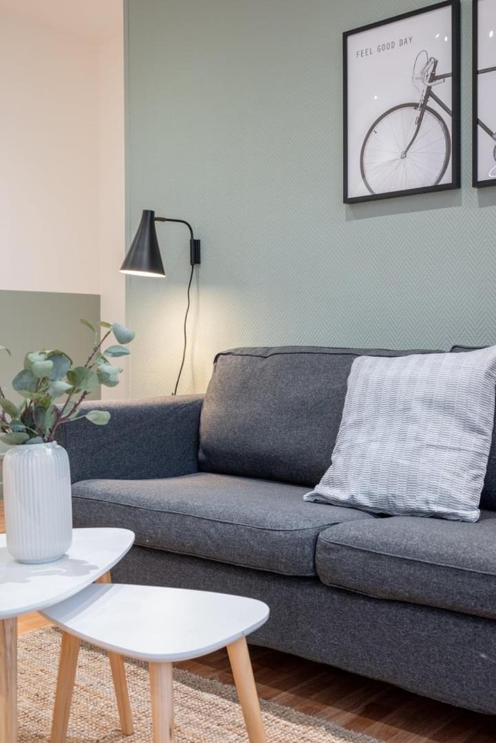 Apartment For 4 In Front Of Lille Flandres Station Bagian luar foto