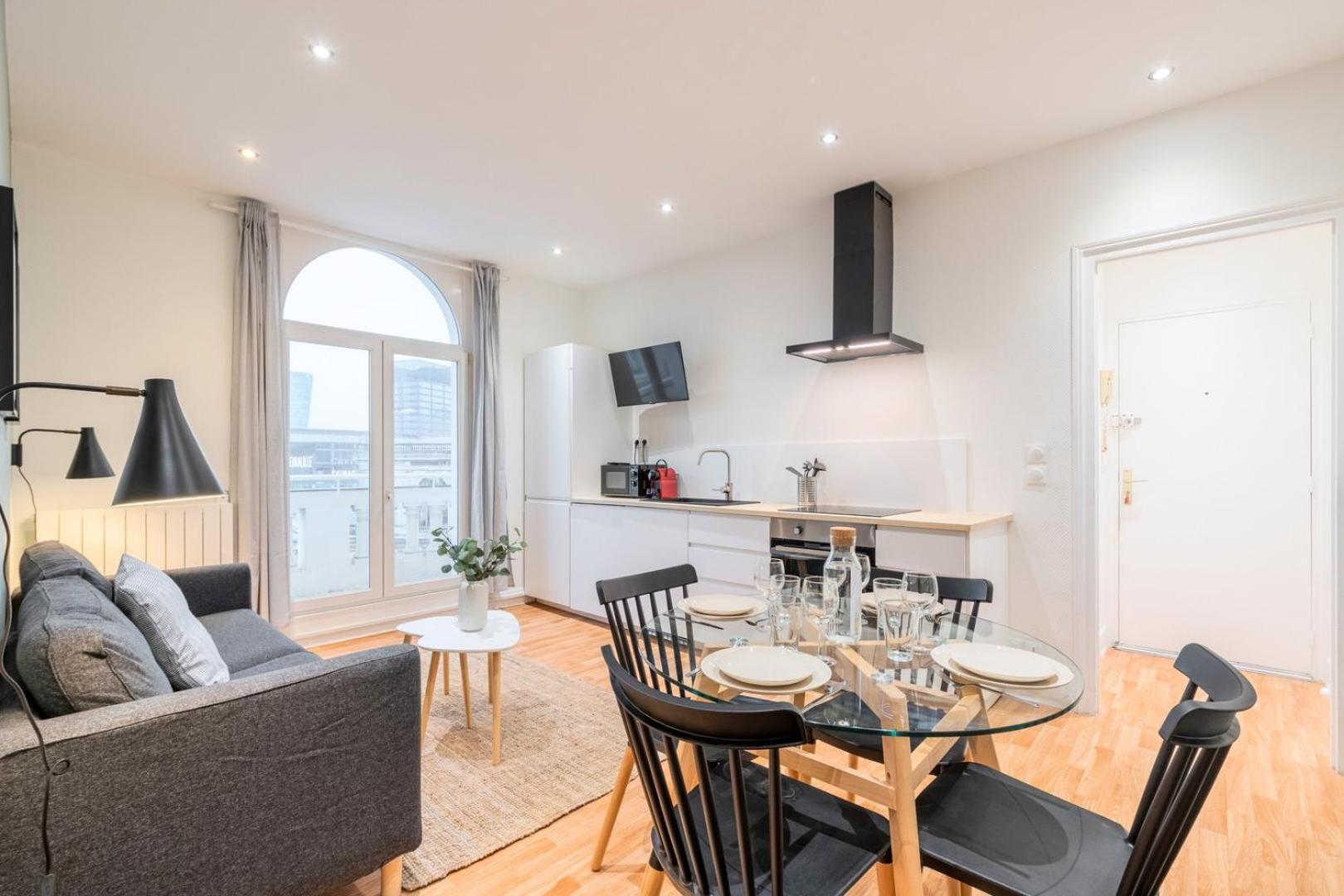 Apartment For 4 In Front Of Lille Flandres Station Bagian luar foto