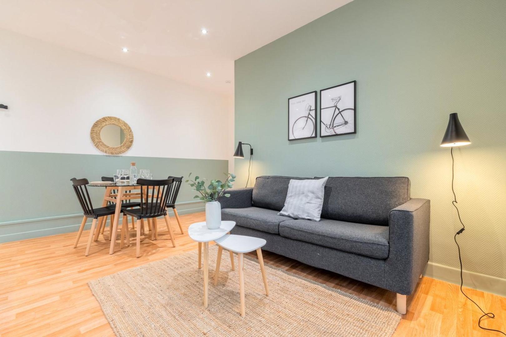 Apartment For 4 In Front Of Lille Flandres Station Bagian luar foto
